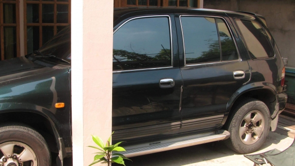 ขายรถเดิมสภาพดีครับ สีมีซีดฝากระโปรงหน้านอกนั้นดีหมดไม่มีฝุรถปี1999นะครับ