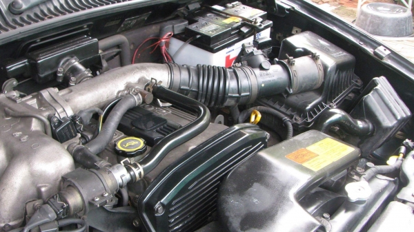 ขายรถเดิมสภาพดีครับ สีมีซีดฝากระโปรงหน้านอกนั้นดีหมดไม่มีฝุรถปี1999นะครับ