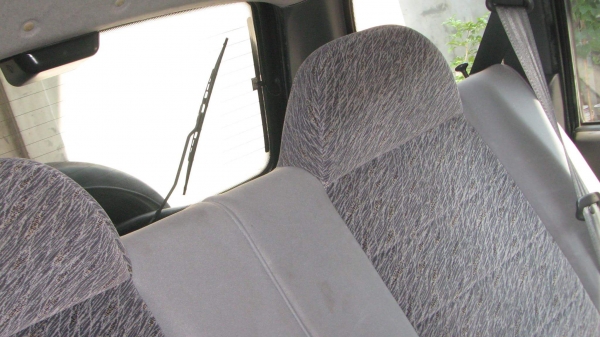 ขายรถเดิมสภาพดีครับ สีมีซีดฝากระโปรงหน้านอกนั้นดีหมดไม่มีฝุรถปี1999นะครับ