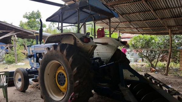 ขายรถไถford 6600เสื้อลาย ผาน7 เอกสารใบอินวอยซ์ สภาพสวยพร้อมใช้งานเครื่องดี ขายรถไถford 6600เสื้อลาย ผาน7 เอกสารใบอินวอยซ์ สภาพสวยพร้อมใช้งานเครื่องดี