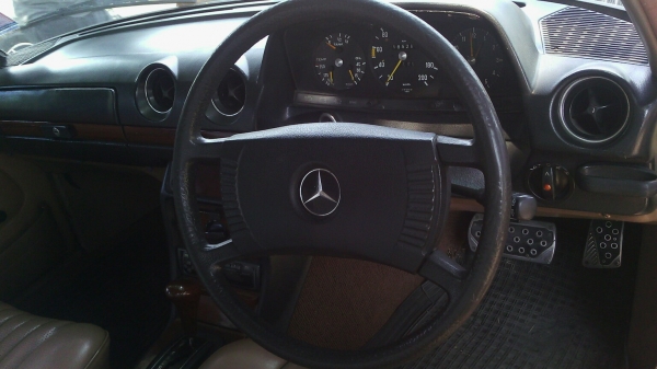 Benz 230E Benz 230E