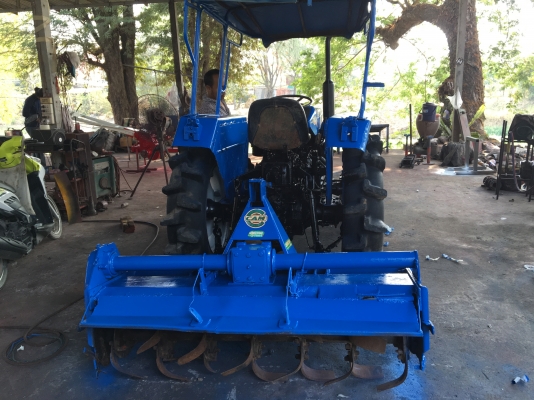 ขายรถไถแช้มป์304ราคา65000บาท  สองเพลาพร้อมใช้งานสายๆครับสนใจ โทร0813655997 อำพร พาเจริญ ต วังบัว อ คลองขลุง จ กำแพงเพชร