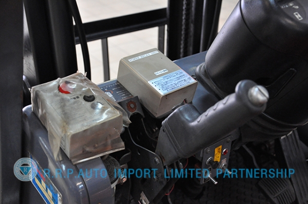 ขายรถโฟล์คลิฟท์มือสอง TOYOTA รุ่น 6FG15-11069 ราคา 185,000 บาท นำเข้าจากประเทศญี่ปุ่น 100\% ไม่เคยใช้งานในไทย