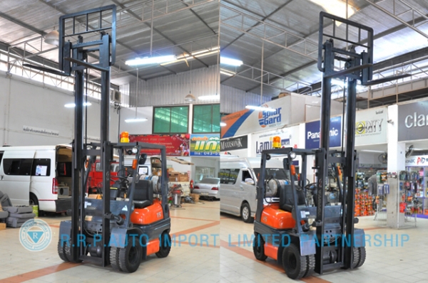 ขายรถโฟล์คลิฟท์มือสอง TOYOTA รุ่น 6FG15-11069 ราคา 185,000 บาท นำเข้าจากประเทศญี่ปุ่น 100\% ไม่เคยใช้งานในไทย