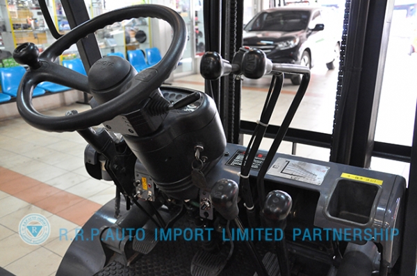 ขายรถโฟล์คลิฟท์มือสอง TOYOTA รุ่น 6FG15-11069 ราคา 185,000 บาท นำเข้าจากประเทศญี่ปุ่น 100\% ไม่เคยใช้งานในไทย