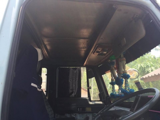 ขายดาวน์ 10 ล้อพื้นเรียบ บรรทุกน้ำ 195 แรง FVM32M รถห้างแท้ หรือขายตัดสด