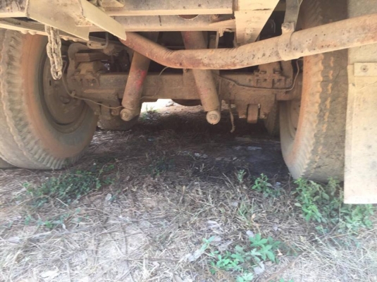 ขายดาวน์ 10 ล้อพื้นเรียบ บรรทุกน้ำ 195 แรง FVM32M รถห้างแท้ หรือขายตัดสด