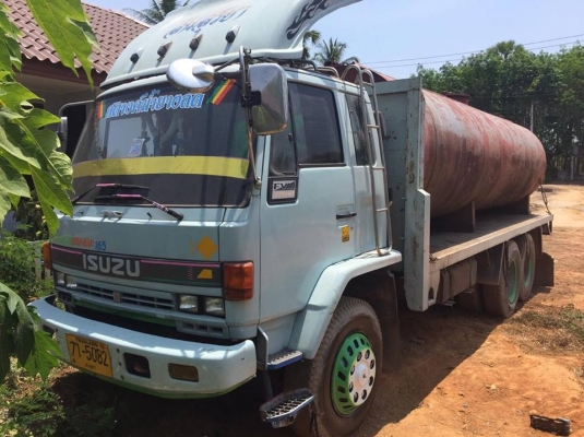 ขายดาวน์ 10 ล้อพื้นเรียบ บรรทุกน้ำ 195 แรง FVM32M รถห้างแท้ หรือขายตัดสด