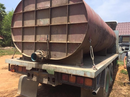 ขายดาวน์ 10 ล้อพื้นเรียบ บรรทุกน้ำ 195 แรง FVM32M รถห้างแท้ หรือขายตัดสด