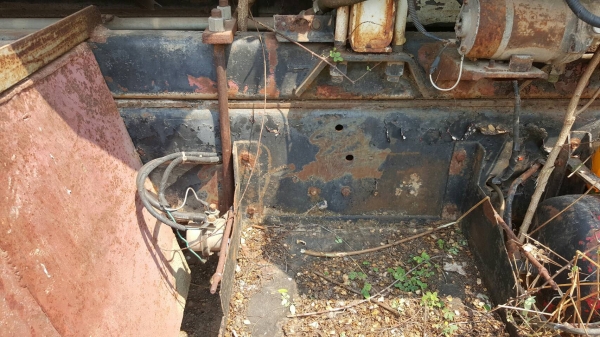 ขาย รถโม่ปูน 5 คิว HINO ZM ไม่มีทะเบียน หัวเก๋ง UD ช่วงล่างเบรคแห้ง เครื่อง EK100 260 แรงม้า(ไม่มีปั้มดีเซล) คัสซีสวยตลอดเส้น ราคาต่อรองได้ครับ