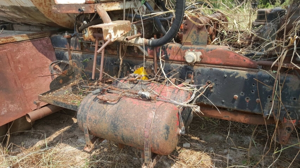 ขาย รถโม่ปูน 5 คิว HINO ZM ไม่มีทะเบียน หัวเก๋ง UD ช่วงล่างเบรคแห้ง เครื่อง EK100 260 แรงม้า(ไม่มีปั้มดีเซล) คัสซีสวยตลอดเส้น ราคาต่อรองได้ครับ