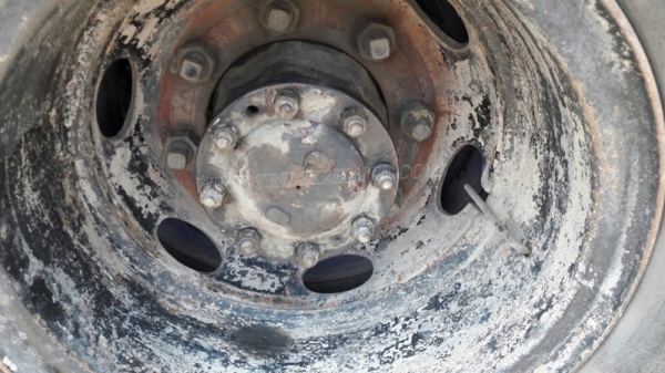 HINO  PROFIA หัวลาก ขนาด 330 แรงม้า จดทะเบียนปี 2538