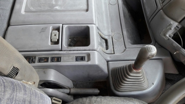 HINO  PROFIA หัวลาก ขนาด 330 แรงม้า จดทะเบียนปี 2538