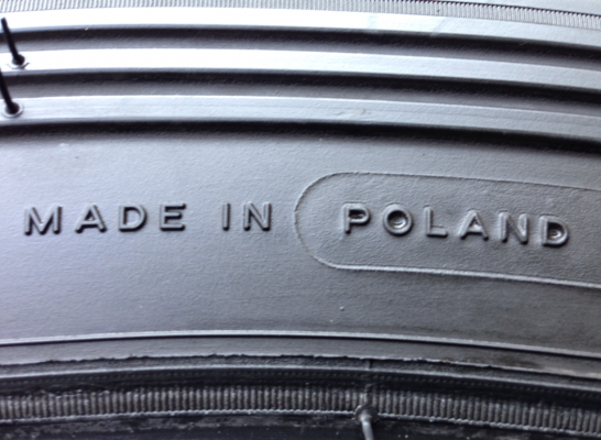 ยาง Michelin 265 65 17 ปี13 ดอกเต็ม ไม่มีปะ ใช้ยาว ราคาไม่แพง ยาง Michelin 265 65 17 ปี13 ดอกเต็ม ไม่มีปะ ใช้ยาว ราคาไม่แพง