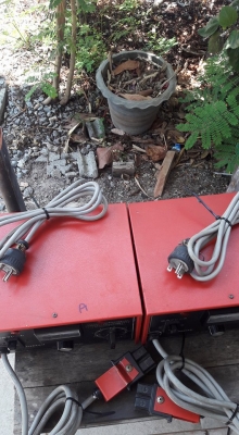 ตู้ชาร์จแบตเตอรี่12V ตู้ชาร์จแบตเตอรี่12V