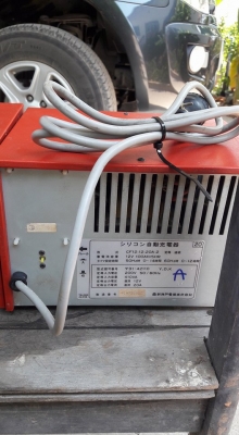 ตู้ชาร์จแบตเตอรี่12V ตู้ชาร์จแบตเตอรี่12V