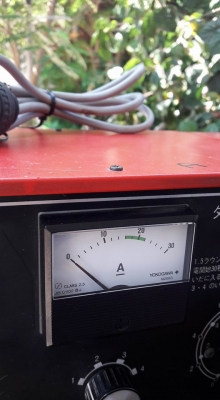 ตู้ชาร์จแบตเตอรี่12V ตู้ชาร์จแบตเตอรี่12V