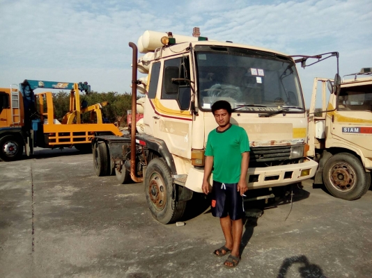 หัวลาก MITSUBISHI FN527 จดทะเบียนปี 2545