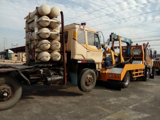 หัวลาก MITSUBISHI FN527 จดทะเบียนปี 2545