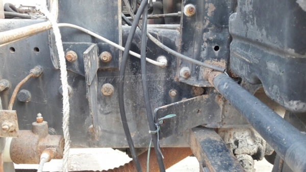 รถหัวลากฮีโน่ FM3MKKA ขนาด 240 แรงม้า ขับเคลื่อน 2 เพลา