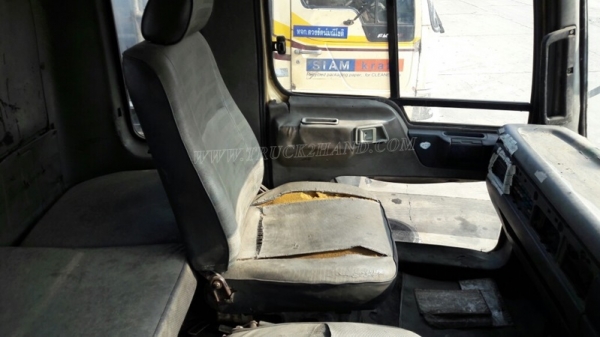 รถหัวลากฮีโน่ FM3MKKA ขนาด 240 แรงม้า ขับเคลื่อน 2 เพลา