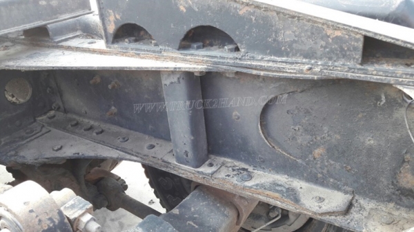 รถหัวลากฮีโน่ FM3MKKA ขนาด 240 แรงม้า ขับเคลื่อน 2 เพลา