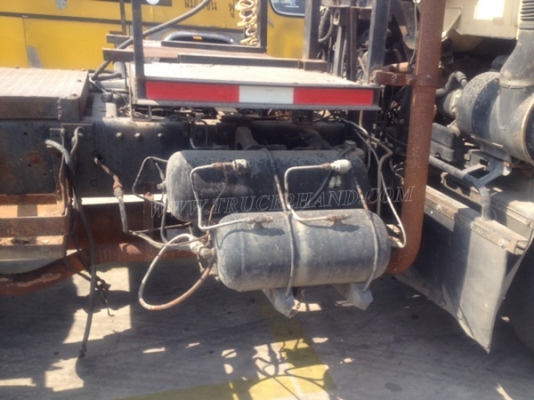 รถหัวลากฮีโน่ FM3MKKA ขนาด 240 แรงม้า ขับเคลื่อน 2 เพลา