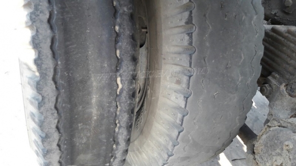 รถหัวลากฮีโน่ FM3MKKA ขนาด 240 แรงม้า ขับเคลื่อน 2 เพลา