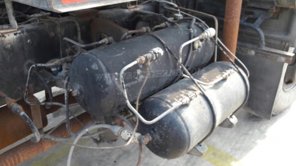 รถหัวลากฮีโน่ FM3MKKA ขนาด 240 แรงม้า ขับเคลื่อน 2 เพลา