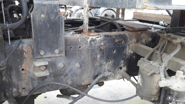 รถหัวลากฮีโน่ FM3MKKA ขนาด 240 แรงม้า ขับเคลื่อน 2 เพลา