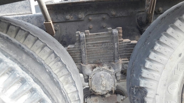 รถหัวลากฮีโน่ FM3MKKA ขนาด 240 แรงม้า ขับเคลื่อน 2 เพลา