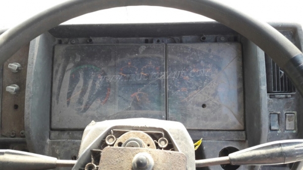 รถหัวลากฮีโน่ FM3MKKA ขนาด 240 แรงม้า ขับเคลื่อน 2 เพลา