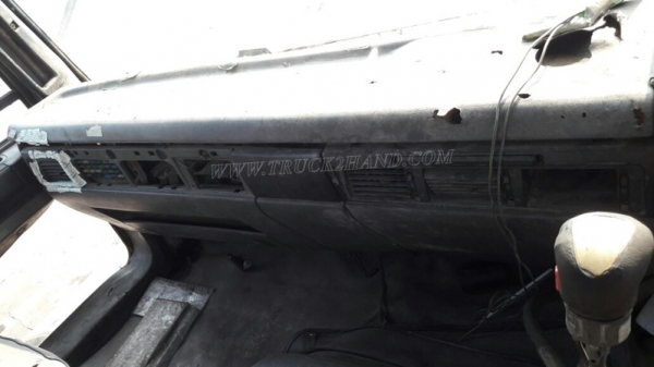 รถหัวลากฮีโน่ FM3MKKA ขนาด 240 แรงม้า ขับเคลื่อน 2 เพลา