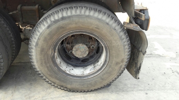 รถหัวลากฮีโน่ FM3MKKA ขนาด 240 แรงม้า ขับเคลื่อน 2 เพลา