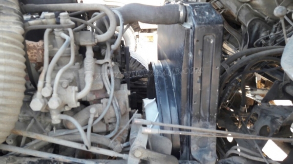 รถหัวลากฮีโน่ FM3MKKA ขนาด 240 แรงม้า ขับเคลื่อน 2 เพลา