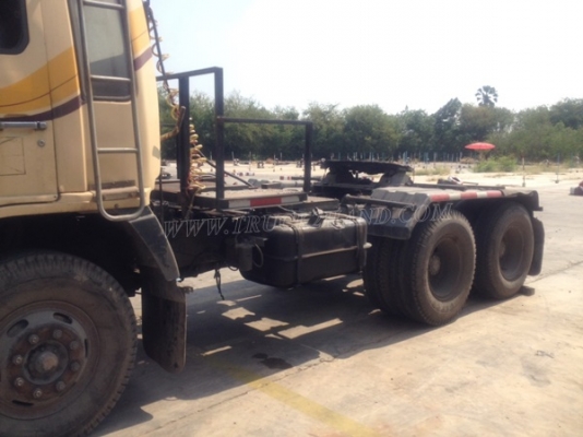 รถหัวลากฮีโน่ FM3MKKA ขนาด 240 แรงม้า ขับเคลื่อน 2 เพลา