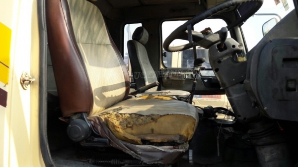 รถหัวลากฮีโน่ FM3MKKA ขนาด 240 แรงม้า ขับเคลื่อน 2 เพลา