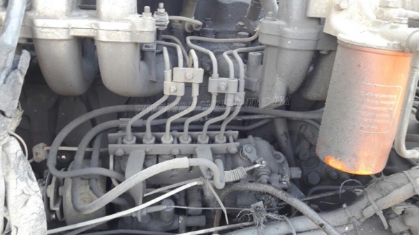 รถหัวลากฮีโน่ FM3MKKA ขนาด 240 แรงม้า ขับเคลื่อน 2 เพลา