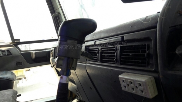 รถหัวลากฮีโน่ FM3MKLA ขนาด 240 แรงม้า ขับเคลื่อน 2 เพลา