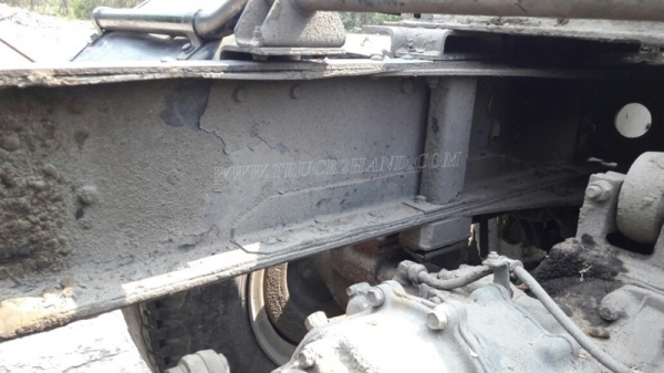 รถหัวลากฮีโน่ FM3MKLA ขนาด 240 แรงม้า ขับเคลื่อน 2 เพลา