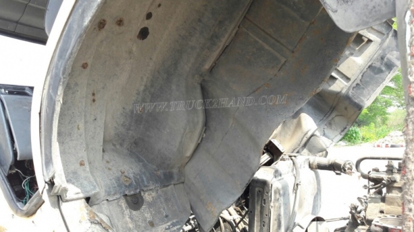 รถหัวลากฮีโน่ FM3MKLA ขนาด 240 แรงม้า ขับเคลื่อน 2 เพลา