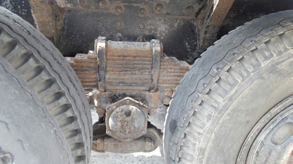 รถหัวลากฮีโน่ FM3MKLA ขนาด 240 แรงม้า ขับเคลื่อน 2 เพลา