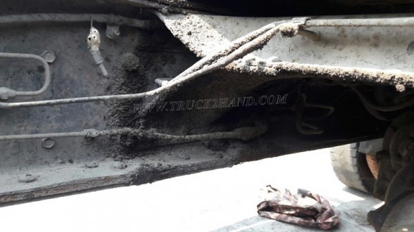 รถหัวลากฮีโน่ FM3MKLA ขนาด 240 แรงม้า ขับเคลื่อน 2 เพลา