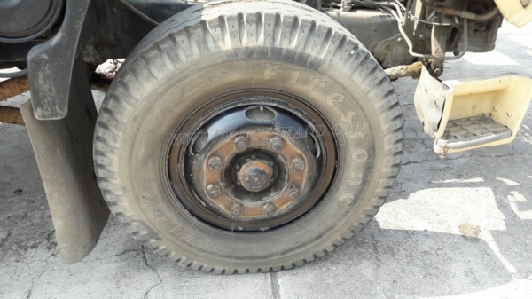 รถหัวลากฮีโน่ FM3MKLA ขนาด 240 แรงม้า ขับเคลื่อน 2 เพลา