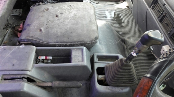 รถหัวลากฮีโน่ FM3MKLA ขนาด 240 แรงม้า ขับเคลื่อน 2 เพลา