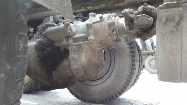 รถหัวลากฮีโน่ FM3MKLA ขนาด 240 แรงม้า ขับเคลื่อน 2 เพลา