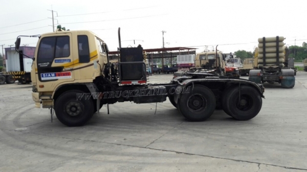 รถหัวลากฮีโน่ FM3MKLA ขนาด 240 แรงม้า ขับเคลื่อน 2 เพลา