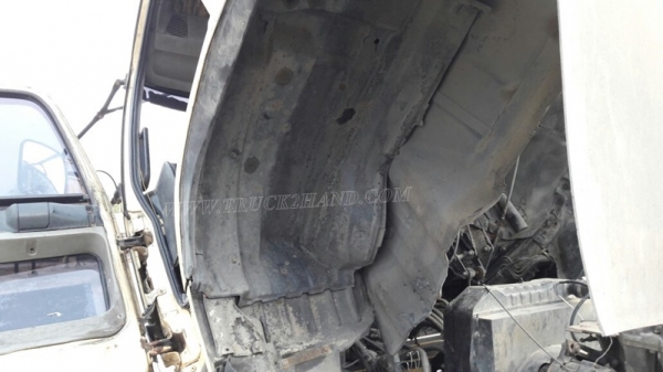 รถหัวลากฮีโน่ FM3MKLA ขนาด 240 แรงม้า ขับเคลื่อน 2 เพลา