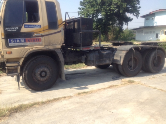 รถหัวลากฮีโน่ FM3MKLA ขนาด 240 แรงม้า ขับเคลื่อน 2 เพลา