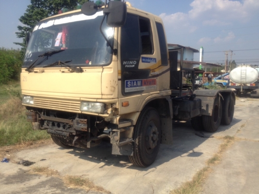 รถหัวลากฮีโน่ FM3MKLA ขนาด 240 แรงม้า ขับเคลื่อน 2 เพลา